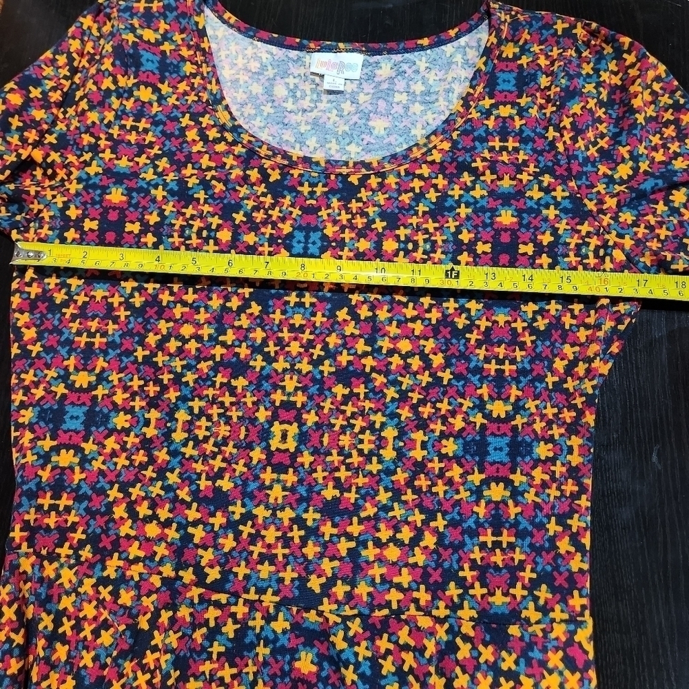 LuLaRoe Nicole Fitted Scoop Neck, Mid-Length Sleeves,Full Circle Skirt Size L. - Picture 2 of 8